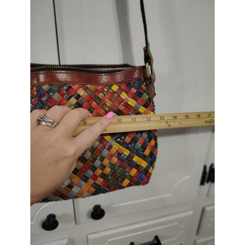 AmeriLeather Colorful Women's Woven Leather Crossbody Handbag Purse - Picture 4 of 9